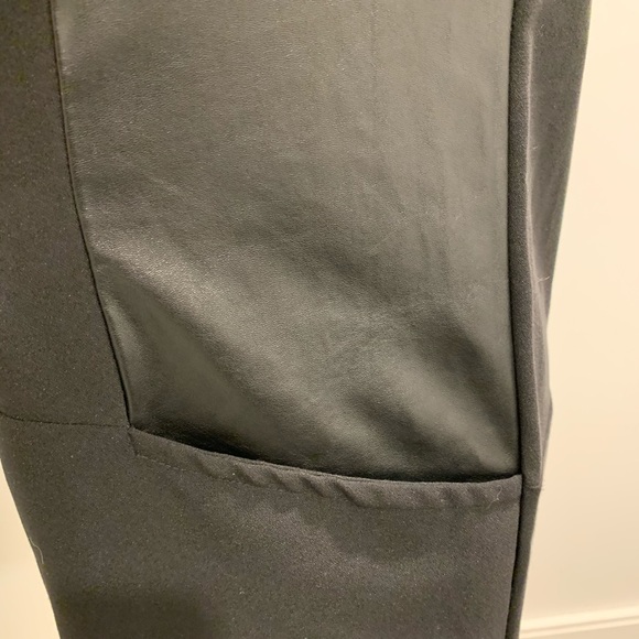 Women’s mini dress with pockets - Picture 3 of 8